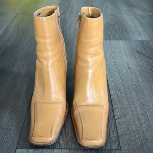 Size 6 leather high ankle booty